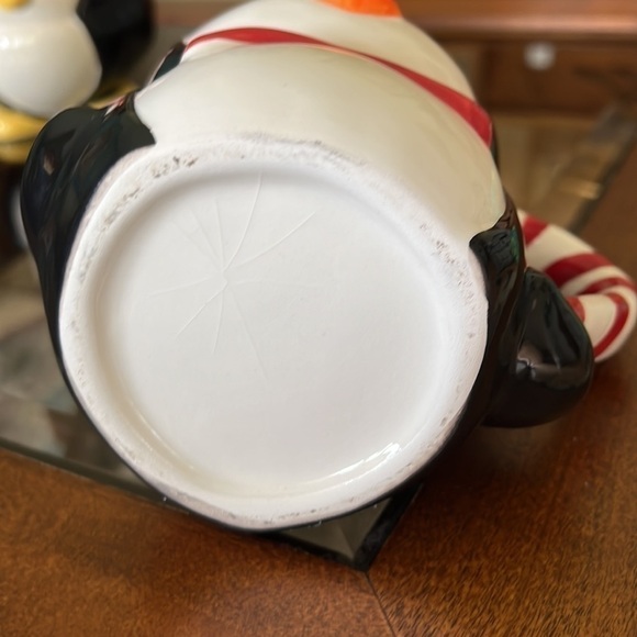 Penguin Mug and Candy Dish - Picture 4 of 12